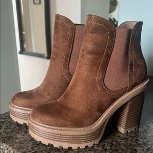 Soda Brown Suede Platform Chelsea Ankle Boots
